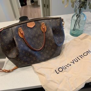 Louis Vuitton Turenne
